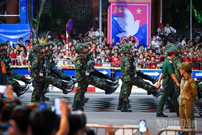 Trực tiếp buổi tổng hợp luyện lễ diễu binh, diễu hành mừng Quốc khánh 2/9