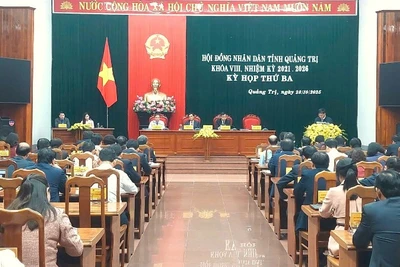 Quang cảnh Kỳ họp thứ 3, Hội đồng nhân dân tỉnh Quảng Trị khóa VIII.