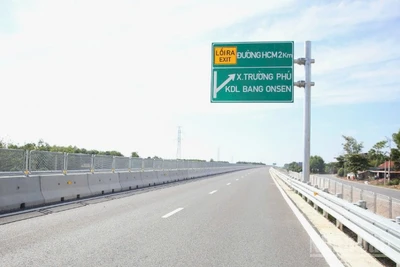 Điểm dừng nghỉ được đầu tư trên cao tốc bắc-nam tại nút giao Quốc lộ 9C thuộc xã Trường Phú, tỉnh Quảng Trị.