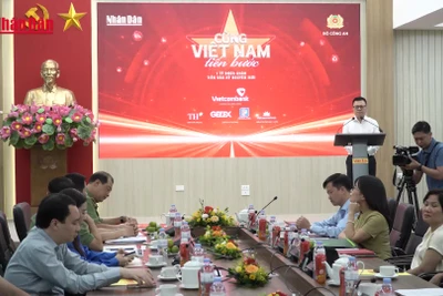 [Video] Lễ công bố hoạt động đi bộ toàn quốc "Cùng Việt Nam tiến bước"