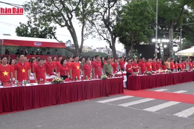 [Video] “Cùng Việt Nam tiến bước” – Hành trình 1 tỷ bước chân đoàn kết toàn dân