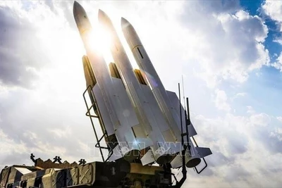 Hệ thống tên lửa phòng không Sevvom-e Khordad. (Ảnh tư liệu-minh họa: IRNA/TTXVN)