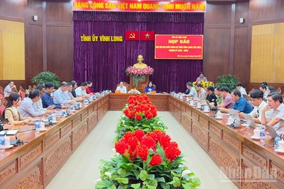 Quang cảnh buổi họp báo.