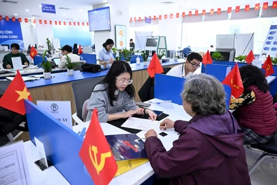 Trung tâm Phục vụ Hành chính công Hà Nội. (Ảnh Đạt Thành)