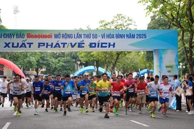 Hơn 3.000 vận động viên đã tham gia thi đấu chung kết giải.