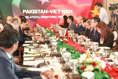 Toàn cảnh hội đàm.