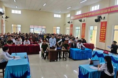 Hình ảnh phiên tòa giả định. (Ảnh: HOÀNG THƯỜNG)