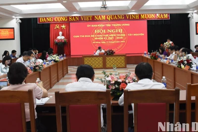 Quang cảnh hội nghị chiều 13/6. (Ảnh: ANH ĐÀO)