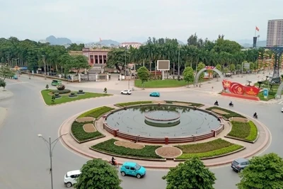 Giao thông đô thị từng bước được tỉnh Thái Nguyên đầu tư, chỉnh trang xanh, sáng, sạch, đẹp hơn.