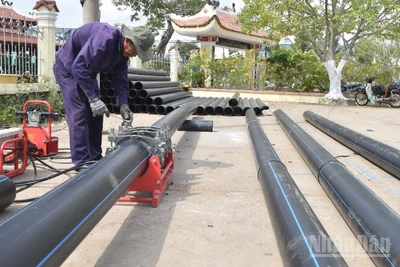 Công ty trách nhiệm hữu hạn một thành viên cấp nước Tiền Giang mở rộng cấp nước cho người dân vùng ven biển của tỉnh Đồng Tháp.