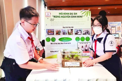 Học sinh Thành phố Hồ Chí Minh tham gia cuộc thi ứng dụng chuyển đổi số trong lĩnh vực giáo dục.