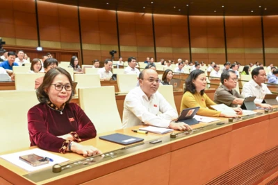 Quốc hội thông qua Nghị quyết về sắp xếp đơn vị hành chính cấp tỉnh, cả nước còn 34 tỉnh, thành