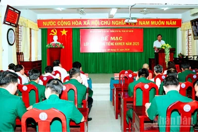 Quang cảnh buổi bế mạc lớp bồi dưỡng tiếng Khmer.