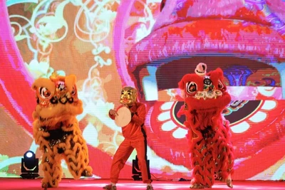 Tiết mục múa lân sư khai mạc Lễ hội Trung thu 2025. (Ảnh: T.L)