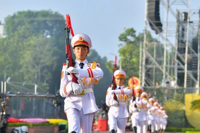 Lễ Kỷ niệm, diễu binh, diễu hành 80 năm Cách mạng Tháng Tám thành công và Quốc khánh nước Cộng hòa xã hội chủ nghĩa Việt Nam. (Ảnh: Duy Linh)