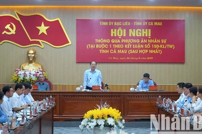 Hội nghị thông qua phương án nhân sự sau hợp nhất tỉnh Cà Mau.