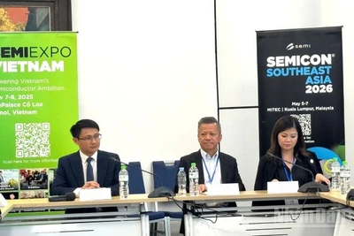 Chủ trì họp báo. (Ảnh: HNV)