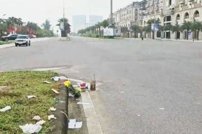 Hiện trường vụ tai nạn khiến 3 người tử vong (Ảnh chụp trưa 25/1).