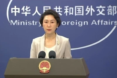 Người phát ngôn Bộ Ngoại giao Trung Quốc Mao Ninh tại cuộc họp báo. (Ảnh: CCTV)