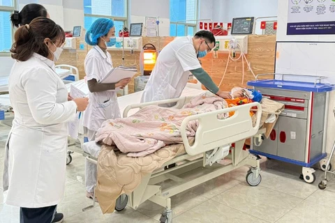 Người bệnh được giữ ấm trong thời gian điều trị tại Bệnh viện đa khoa Thường Tín (Hà Nội).