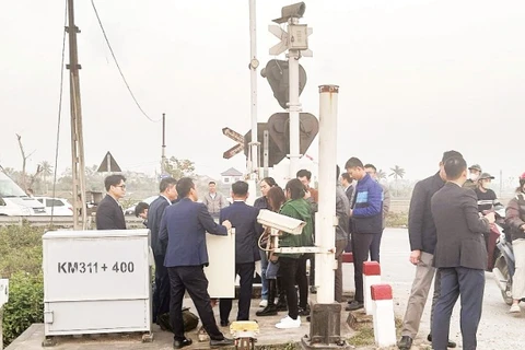 Hệ thống thiết bị cảm biến cảnh báo tự động tại Km311+400 giúp an toàn cho các phương tiện.