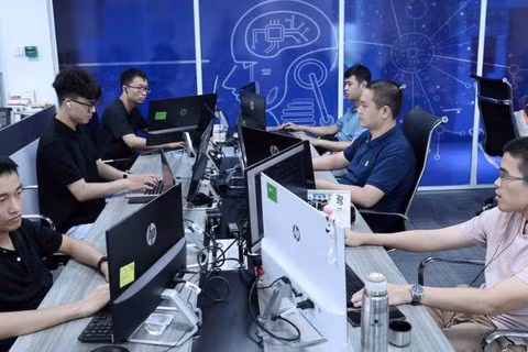 Đào tạo an ninh mạng tại CyRadar giúp doanh nghiệp nâng cao năng lực phòng thủ.