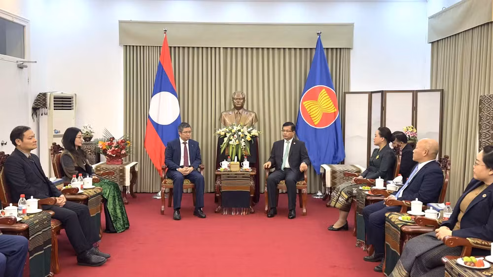 251201-lao-1.jpg