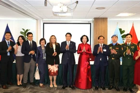 Chủ tịch nước gặp gỡ cán bộ, nhân viên các Cơ quan đại diện và đại diện cộng đồng người Việt Nam tại Hoa Kỳ. (Ảnh: XUÂN KỲ)