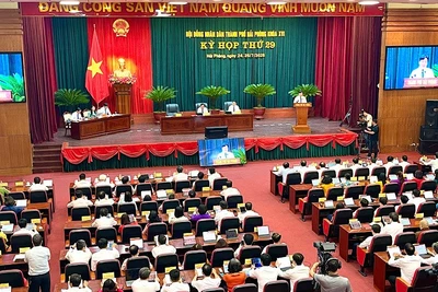 Quang cảnh kỳ họp. (Ảnh: XUÂN TRƯỜNG)