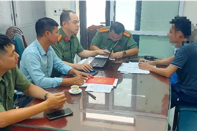 Công an thành phố Hải Phòng phát hiện, xử phạt người có hành vi viết bình luận nội dung xuyên tạc, sai sự thật xúc phạm cơ quan, tổ chức trên không gian mạng. (Ảnh: Công an Hải Phòng)