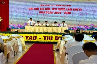 Các đại biểu tham dự Đại hội thi đua yêu nước lần thứ VI giai đoạn 2025-2030 của VICEM (Ảnh: THANH TÂM)