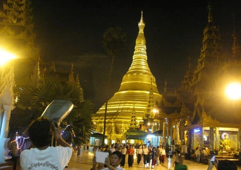Myanmar, đất nước của những nụ cười