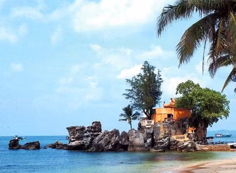 Dinh Cậu ở đảo Phú Quốc.