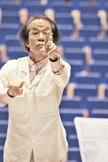 Ði để về  với cội nguồn