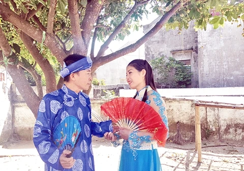 “Của tin còn một chút này...”