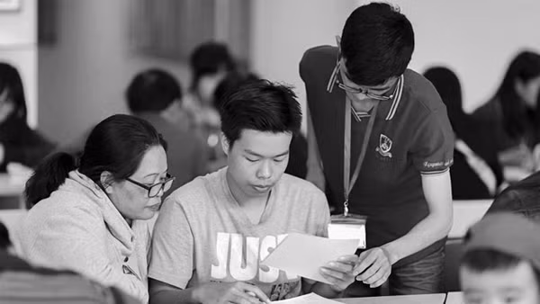 Nhiều dự báo cho rằng, đợt xét tuyển bổ sung sẽ rất khốc liệt ở các trường top trên.