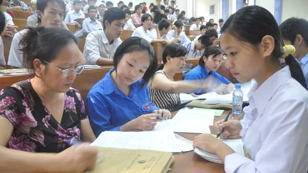 Dư luận vẫn băn khoăn, liệu quá trình thực thi việc sửa đổi Quy chế thi tuyển 2016 có được tốt đẹp như trên giấy…