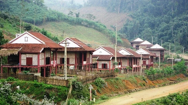 Khu tái định cư mới của người Đan Lai bản Thạch Sơn, xã Thạch Ngàn.