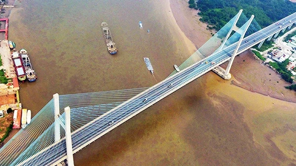 Cầu Phú Mỹ Hưng (TP Hồ Chí Minh).
