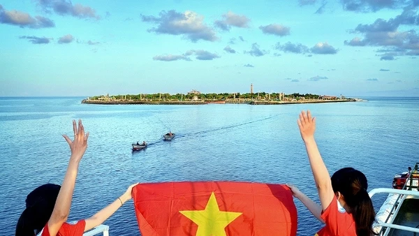 Đảo Song Tử Tây. (Ảnh: Thân Tình)