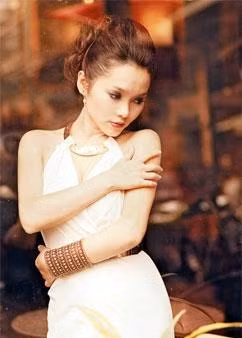 Đầm hè 2012 xuống phố