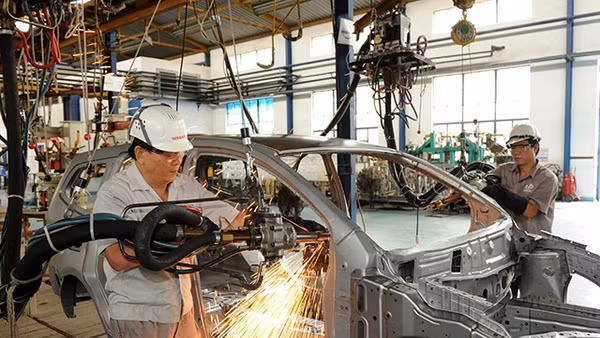 Nếu không có chính sách đột phá, cơ hội tăng tỷ lệ nội địa hóa trong sản xuất ô-tô, mong manh hơn bao giờ hết.Ảnh: Trần Thanh