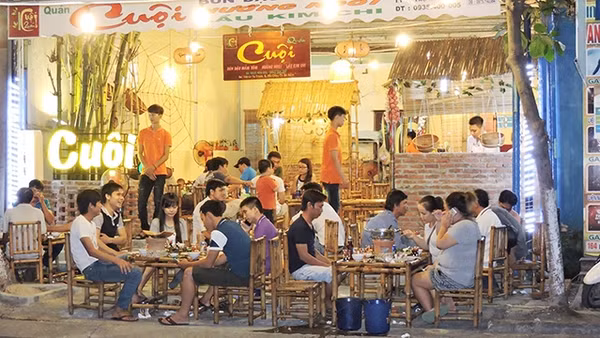 Một số món ăn đặc sắc từ Hà Nội đang “chinh phục” thực khách Đà thành.