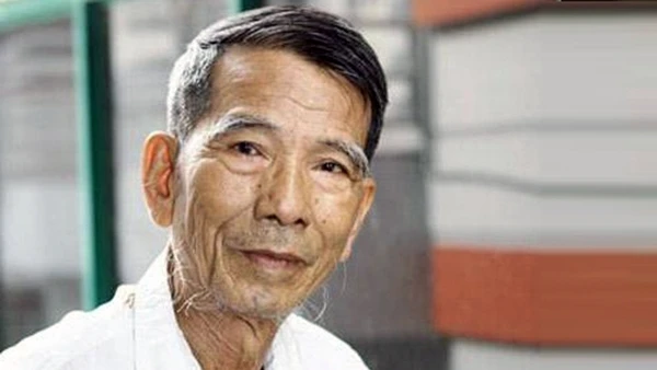 Thiếu tiêu chuẩn định lượng, nhưng NSƯT Trần Hạnh vẫn được Sở VH và TT Hà Nội đề nghị xét tặng danh hiệu NSND.