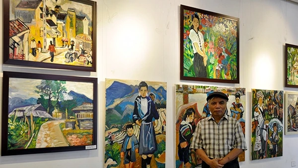 Họa sĩ Tô Ngọc Thành đam mê, giàu cá tính sáng tạo.