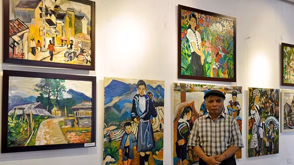 Họa sĩ Tô Ngọc Thành đam mê, giàu cá tính sáng tạo.