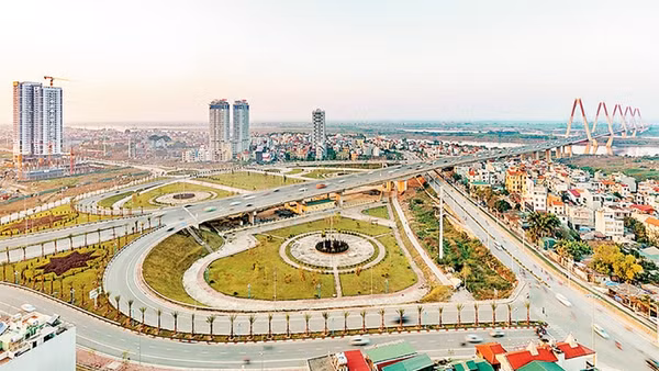 Tuyến đường Nhật Tân - Nội Bài kết nối khu vực cửa ngõ Thủ đô với trung tâm thành phố. Ảnh: VŨ LONG