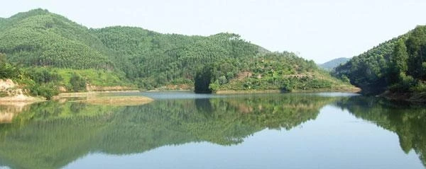 Hồ Suối Rồng (Thanh Thủy, Phú Thọ). Ảnh: XUÂN CHƯƠNG