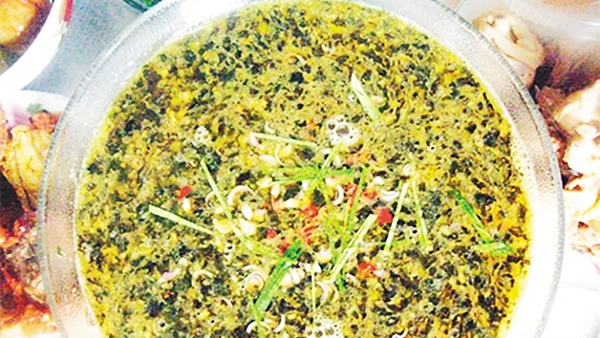 Canh đắng kể chuyện tình thân