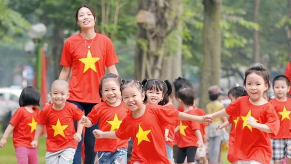 Những chủ nhân tương lai của đất nước.     Ảnh: Khoa Đăng